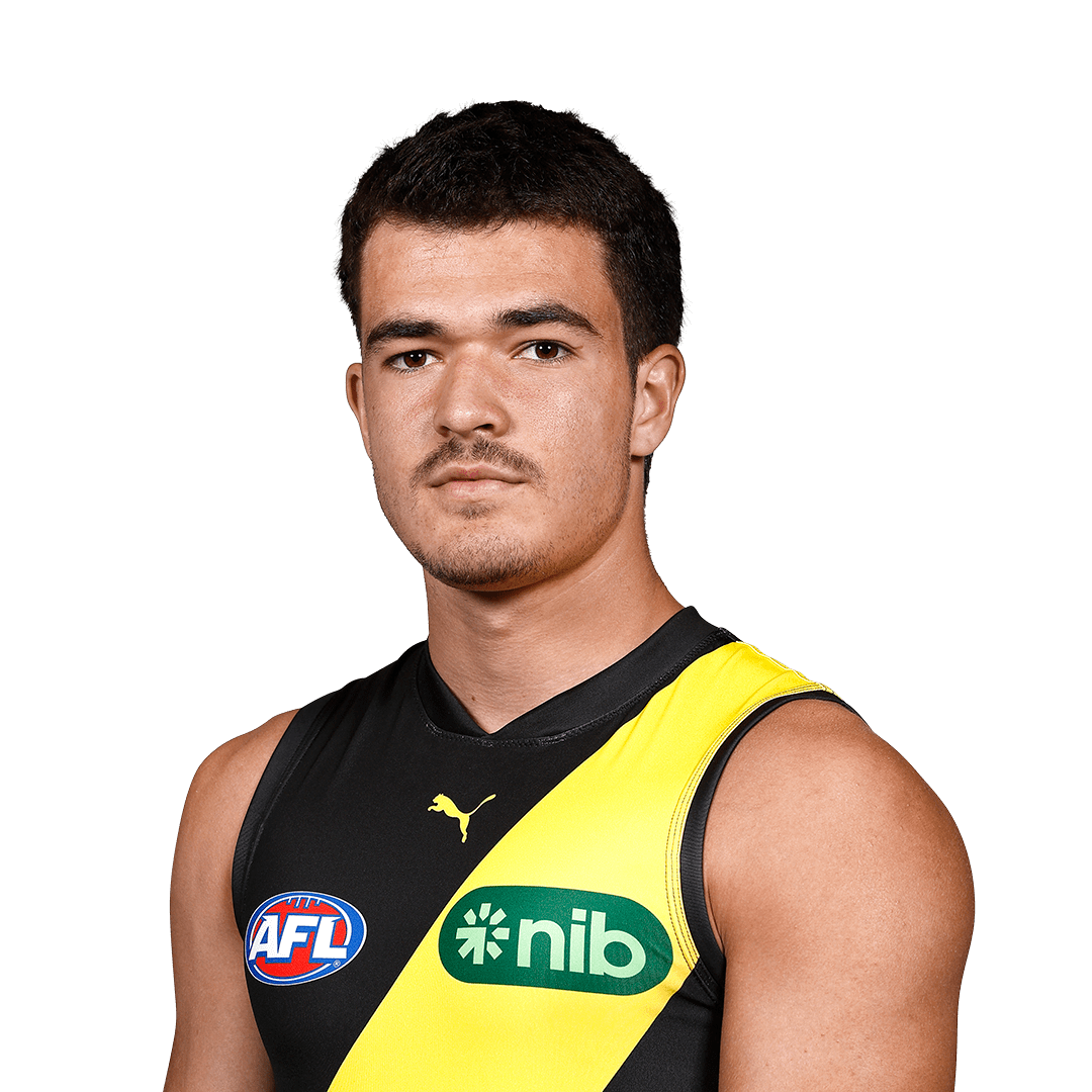 Harry Armstrong headshot